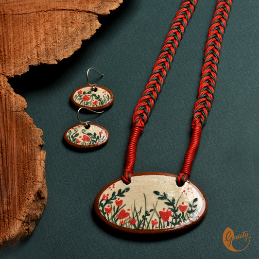 Blooming Beauty Necklace